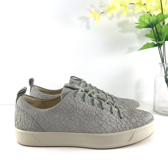 ecco casual sneaker